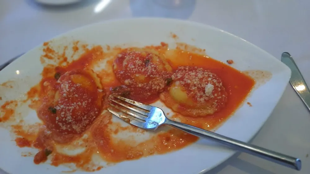 Ravioli Marinara
